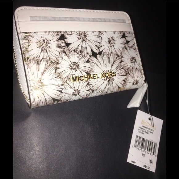 ♦️SALE♦️MICHAEL Michael Kors Zip Around Case - Picture 2 of 4